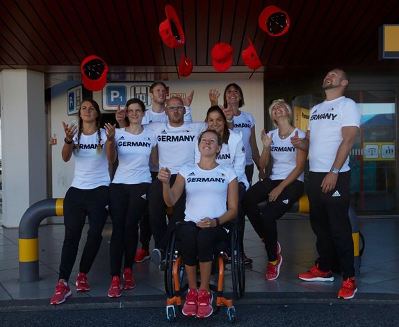 Wir vom Berliner Schwimmteam vor dem Abflug nach Rio!